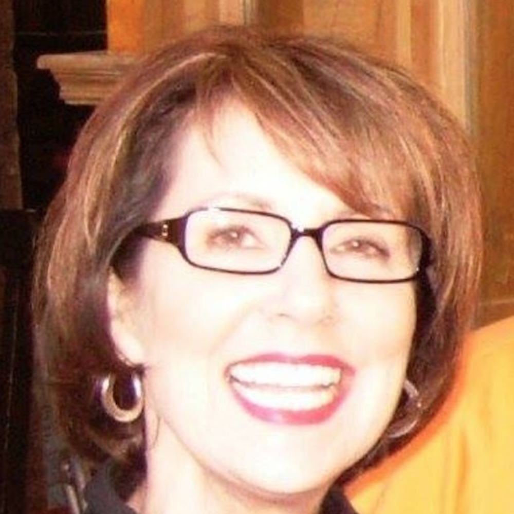 Meet your Posher, Suzanne
